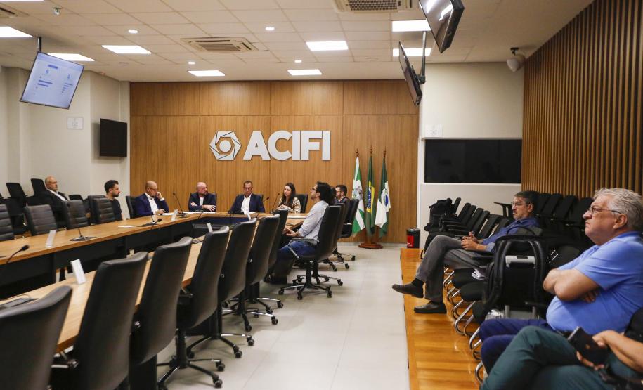 Audiência colhe sugestões para revitalização do Centro de Convenções de Foz do Iguaçu