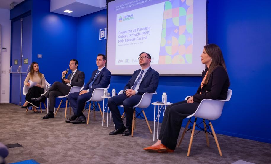 Programa Mais Escolas Paraná é apresentado na B3 e segue para fase de seleção de empresas