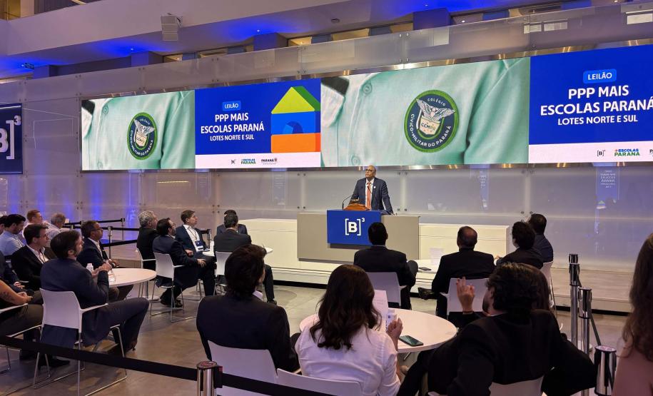 Com resultado do leilão na B3, Paraná vai economizar na construção de 40 escolas